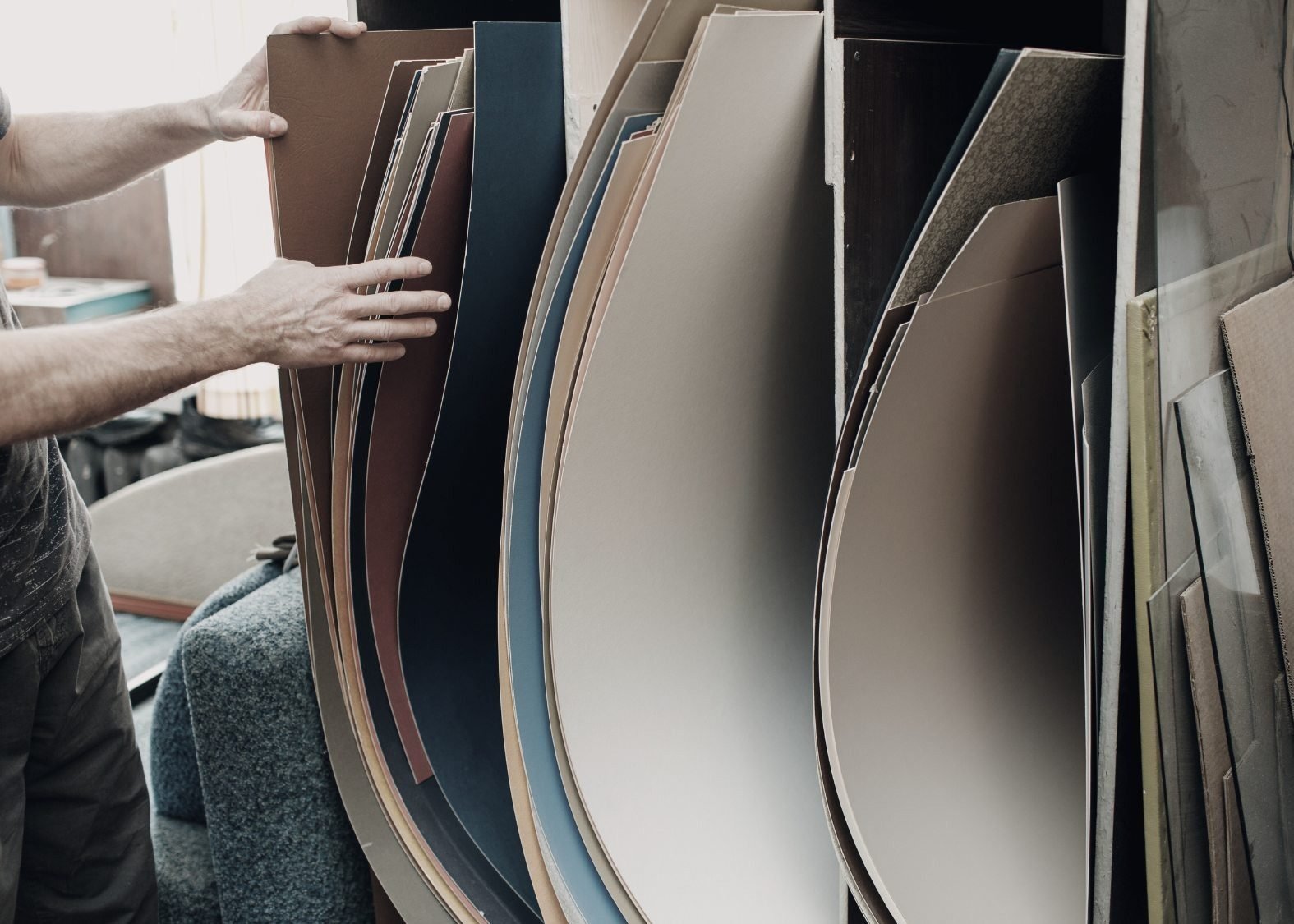 Choosing between mount boards in different colours and finishes